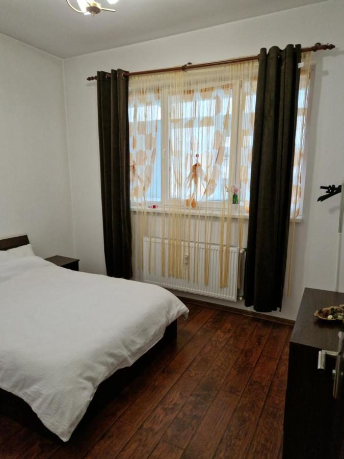 Charming Apartment With Private Terrace Bukarest Kültér fotó